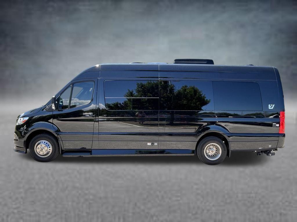 صورة 8 لـ 2020 Mercedes-BENZ OTHERS