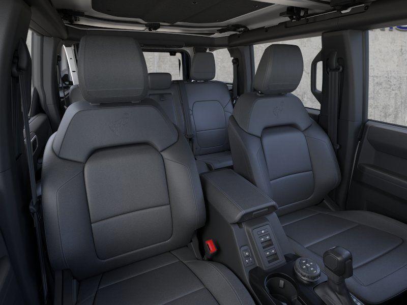 FORD BRONCO - 10