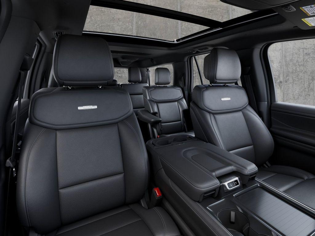 صورة 10 لـ 2027 FORD EXPEDITION MAX PLATINUM