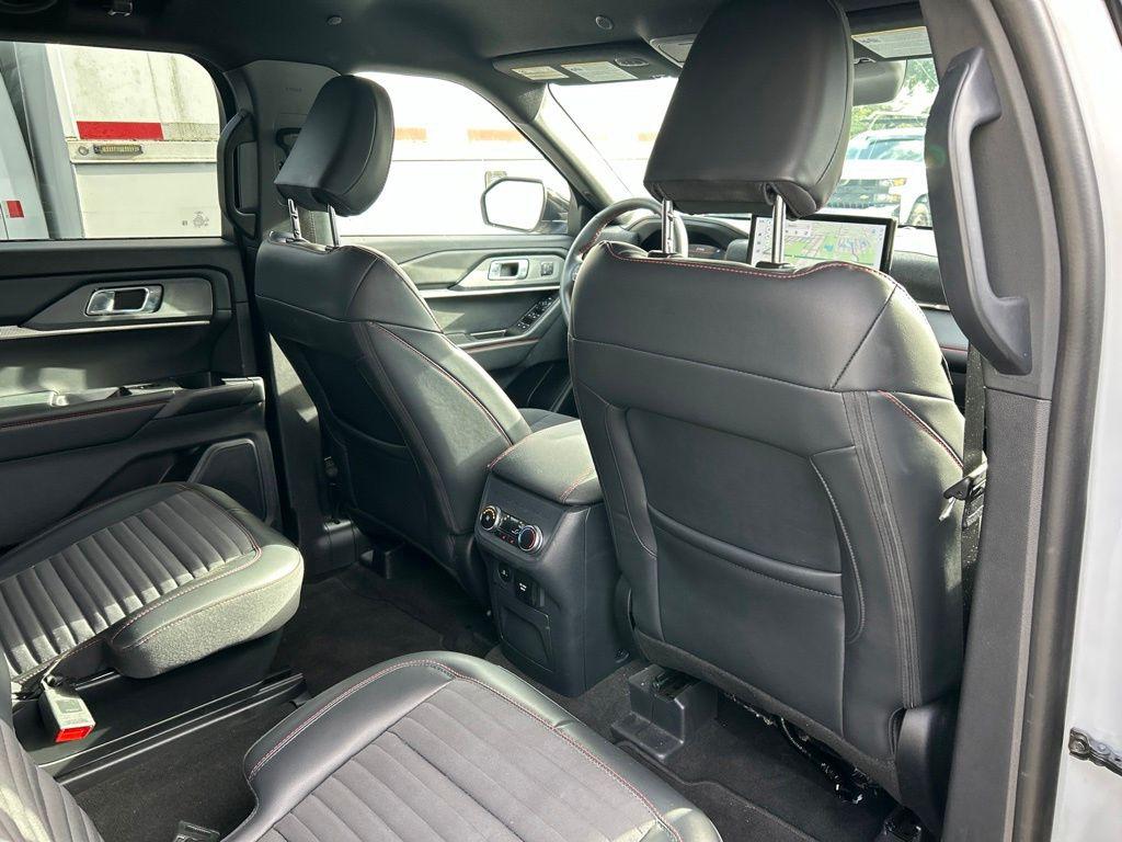 صورة مصغرة 46 لـ 2026 FORD EXPLORER ST-LINE