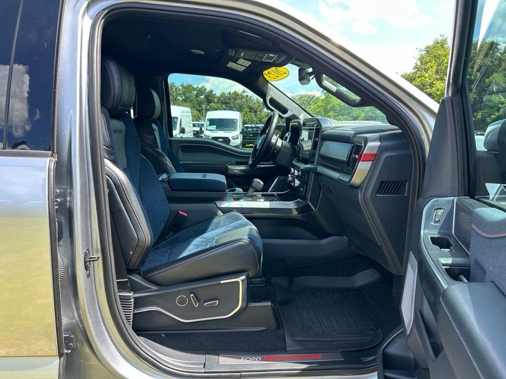 صورة مصغرة 40 لـ 2023 FORD F-150 RAPTOR