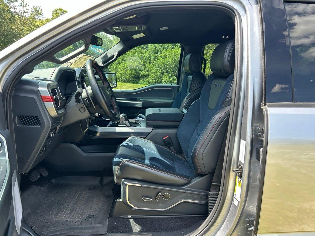 صورة مصغرة 15 لـ 2023 FORD F-150 RAPTOR