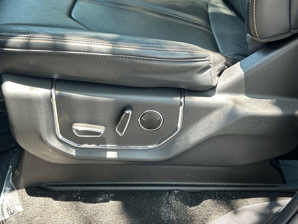 2023 FORD EXPEDITION MAX PLATINUM — миниатюра 16