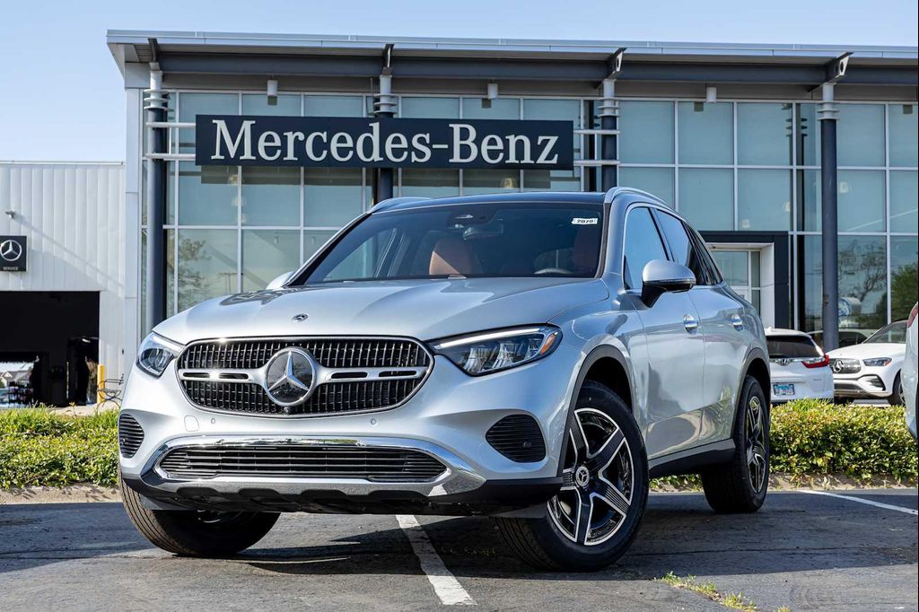 New 2026 Mercedes-Benz GLC 300 4MATIC