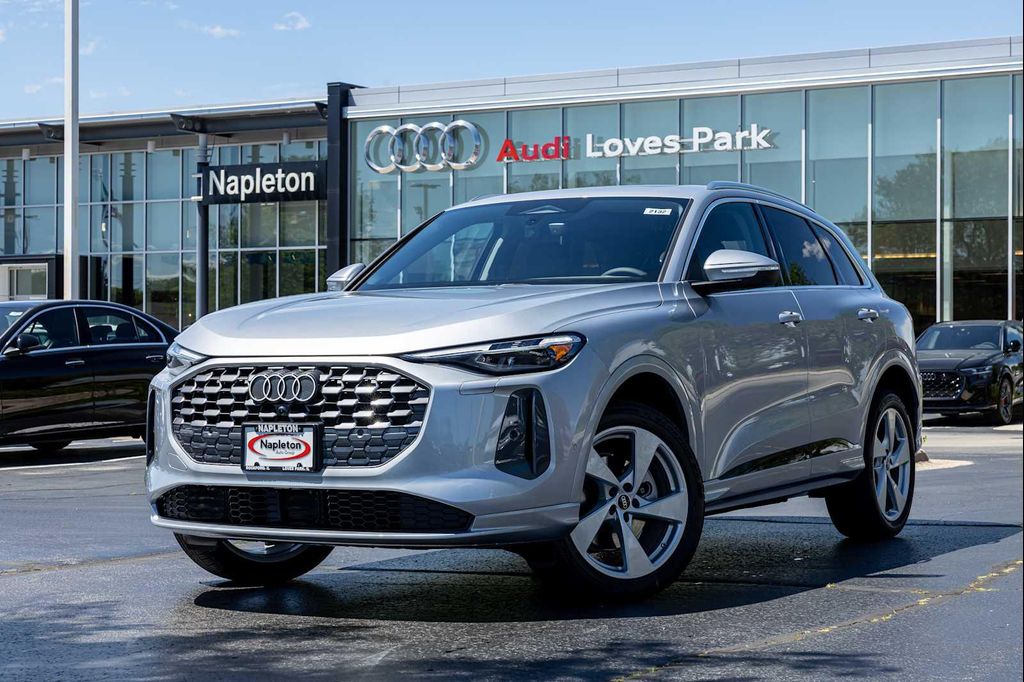 New 2026 Audi Q5 Premium Plus TFSI quattro S tronic