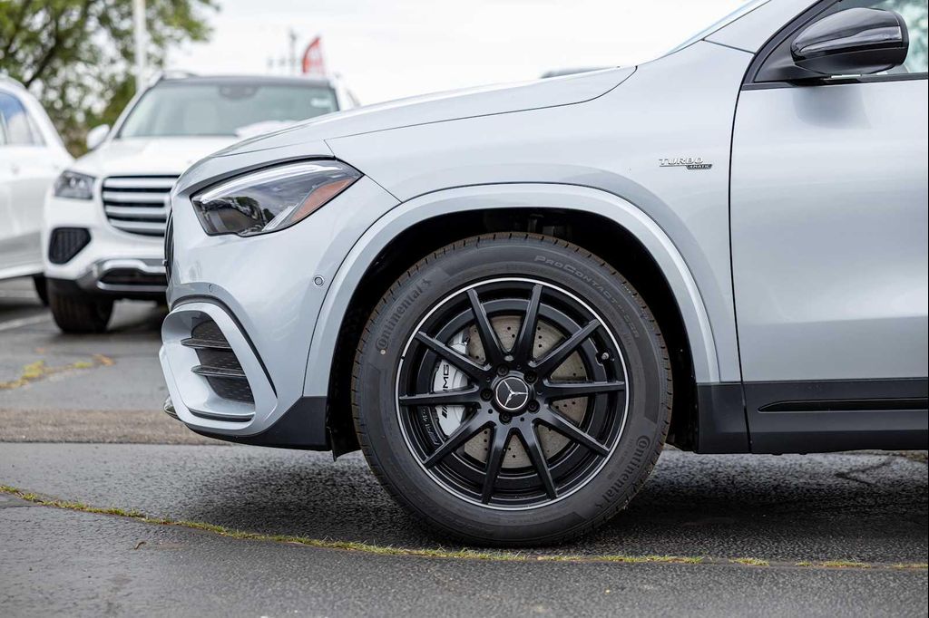 2026 Mercedes-BENZ AMG GLA 35 4MATIC — миниатюра 32