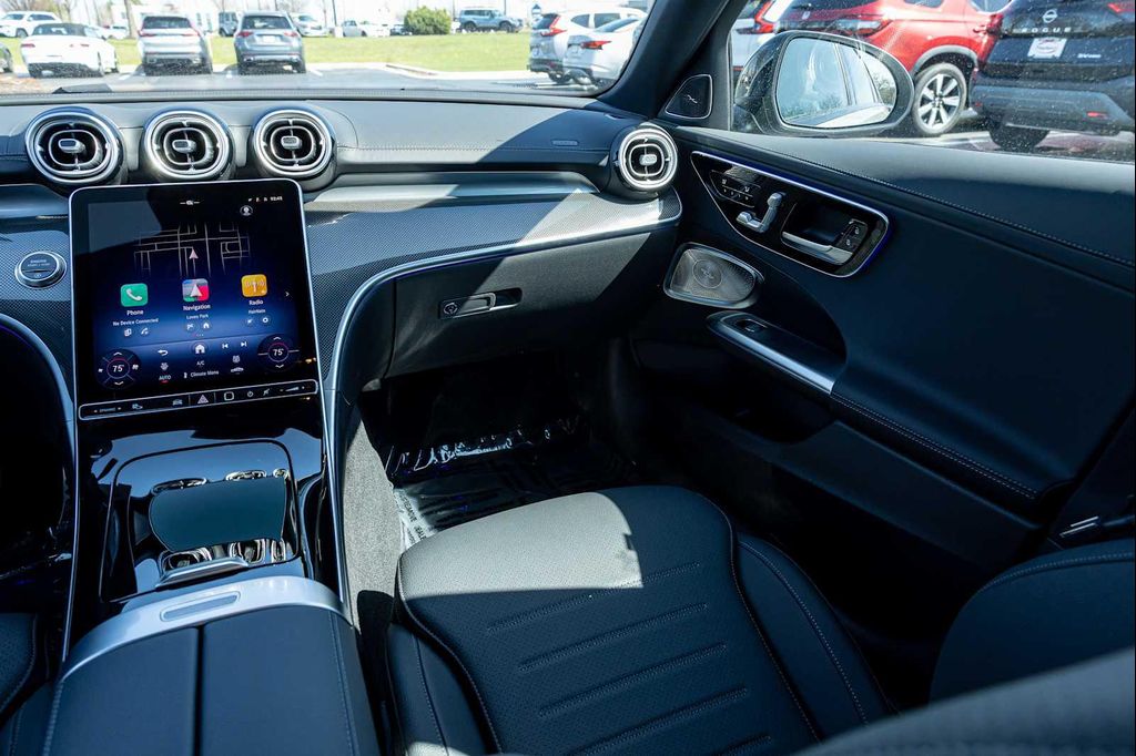 MERCEDES-BENZ C-CLASS - 8