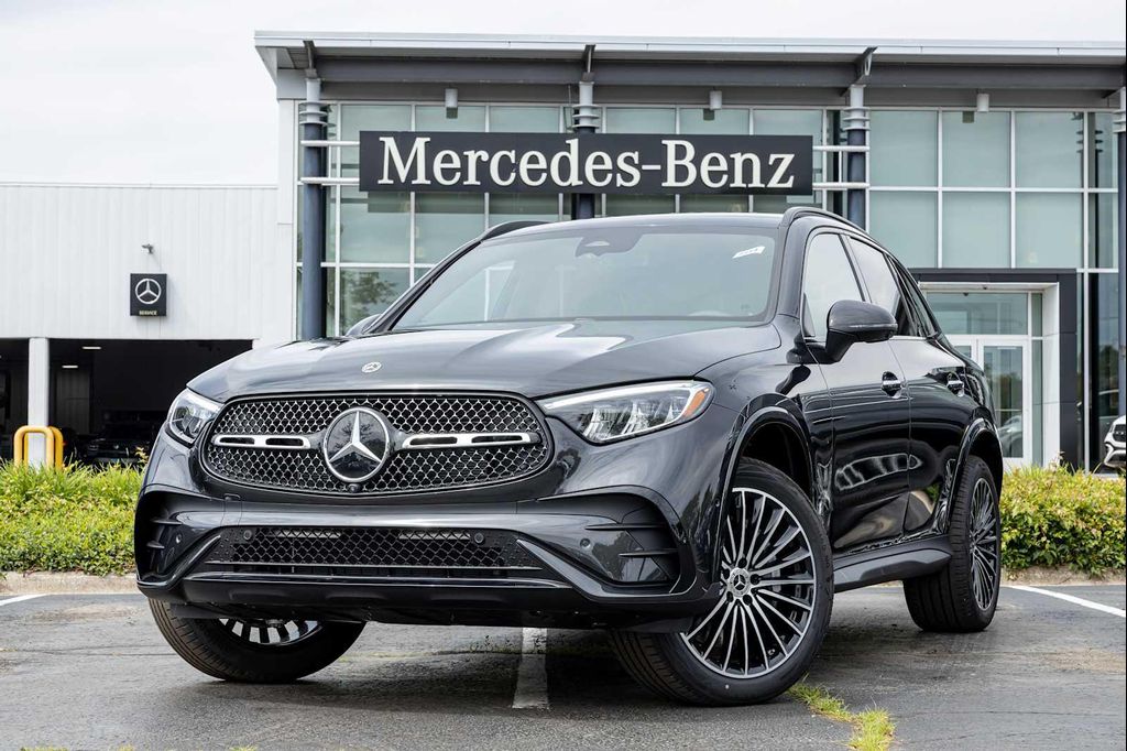 New 2026 Mercedes-Benz GLC 300 4MATIC