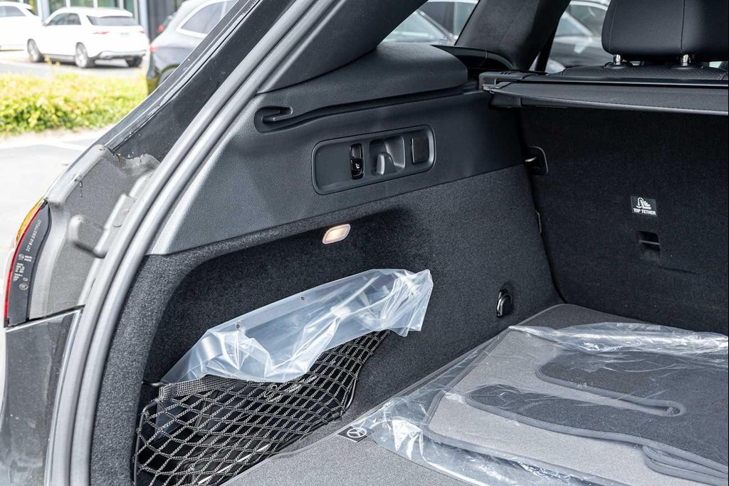 2026 Mercedes-BENZ GLC 缩略图 26