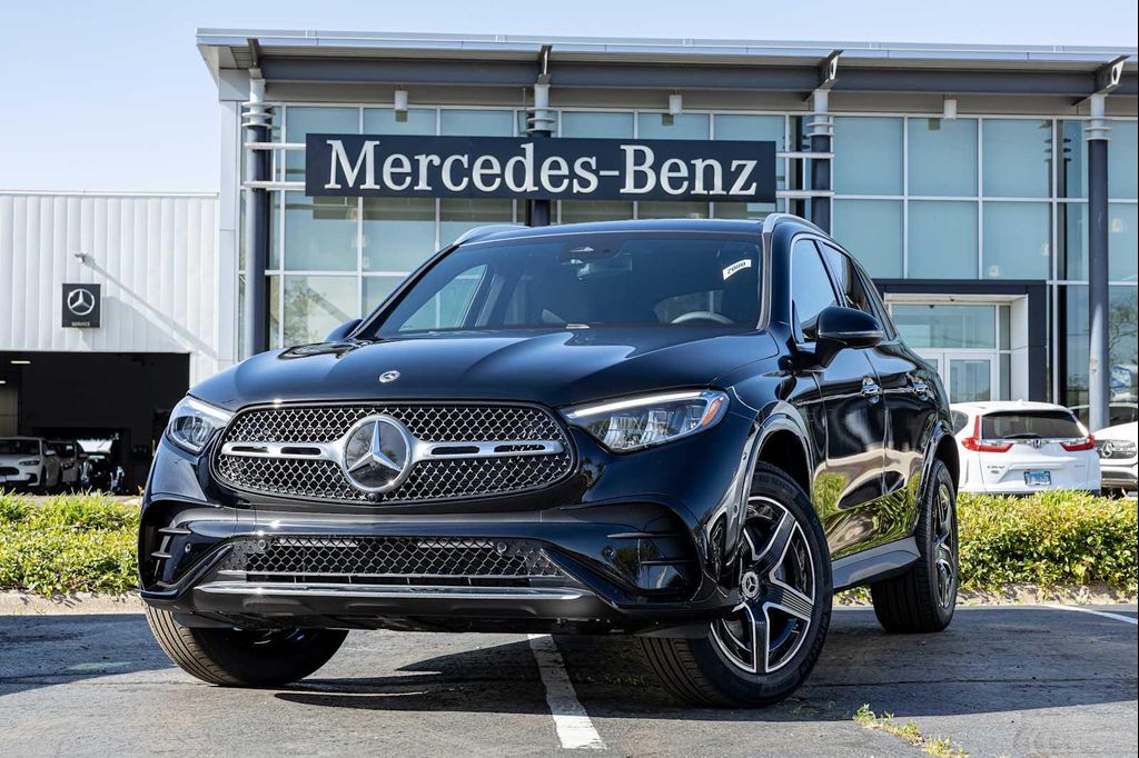 New 2026 Mercedes-Benz GLC 300 4MATIC