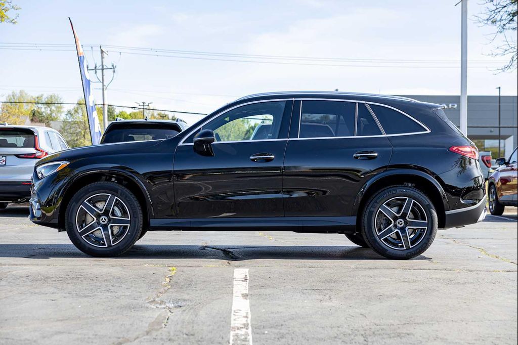 صورة 3 لـ 2026 Mercedes-BENZ GLC