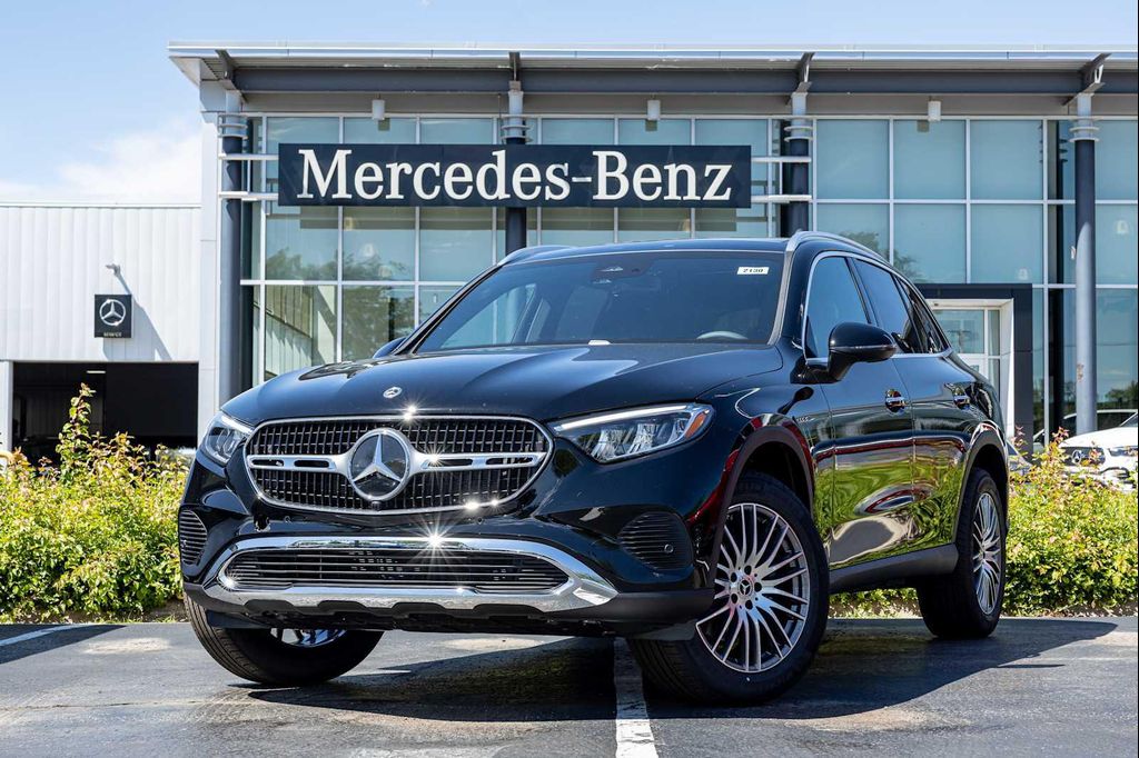 New 2026 Mercedes-Benz GLC 300 4MATIC