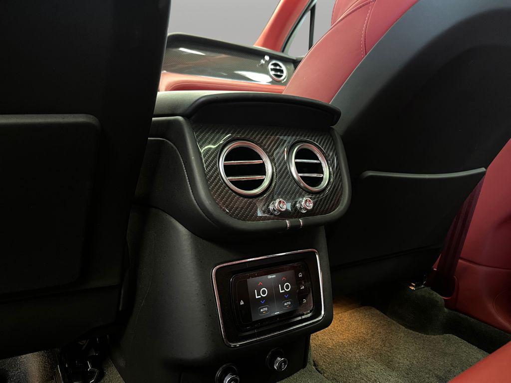 صورة مصغرة 26 لـ 2020 Bentley BENTAYGA V8