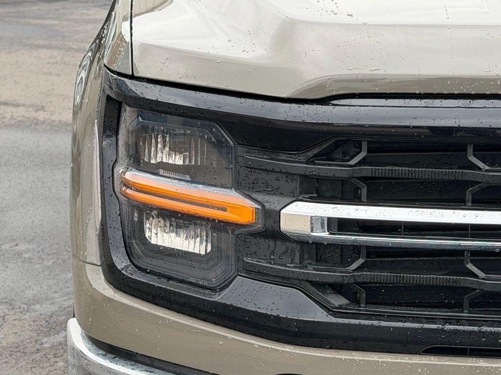 FORD F-150 XLT - 2