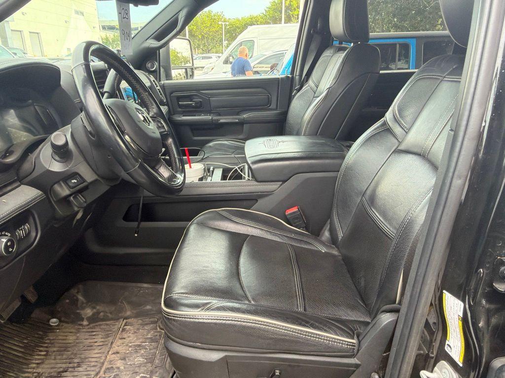 2023 RAM 2500 LIMITED — миниатюра 6