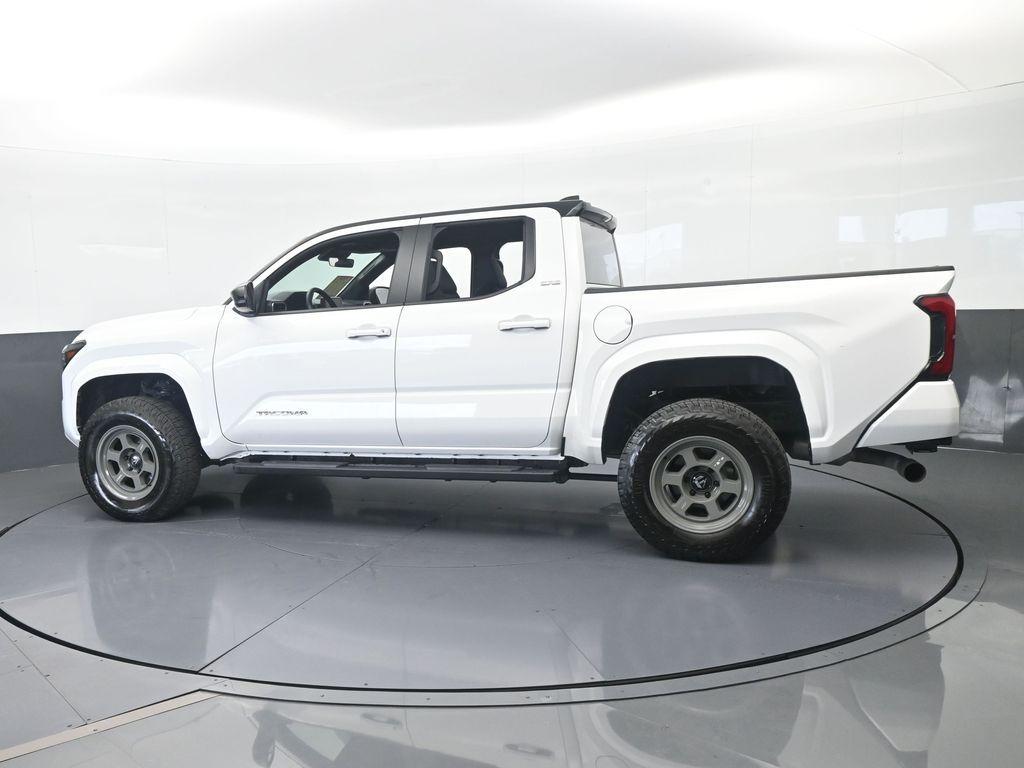 صورة 3 لـ 2025 Toyota TACOMA SR5