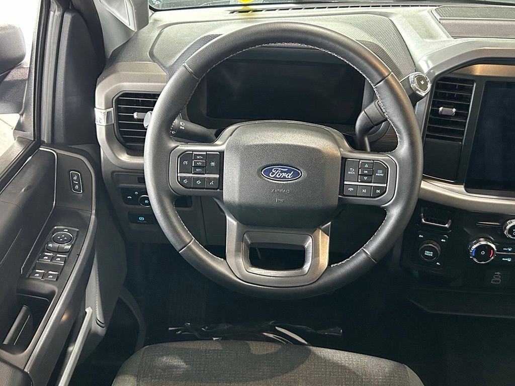 2025 FORD F-150 XLT — фото 9