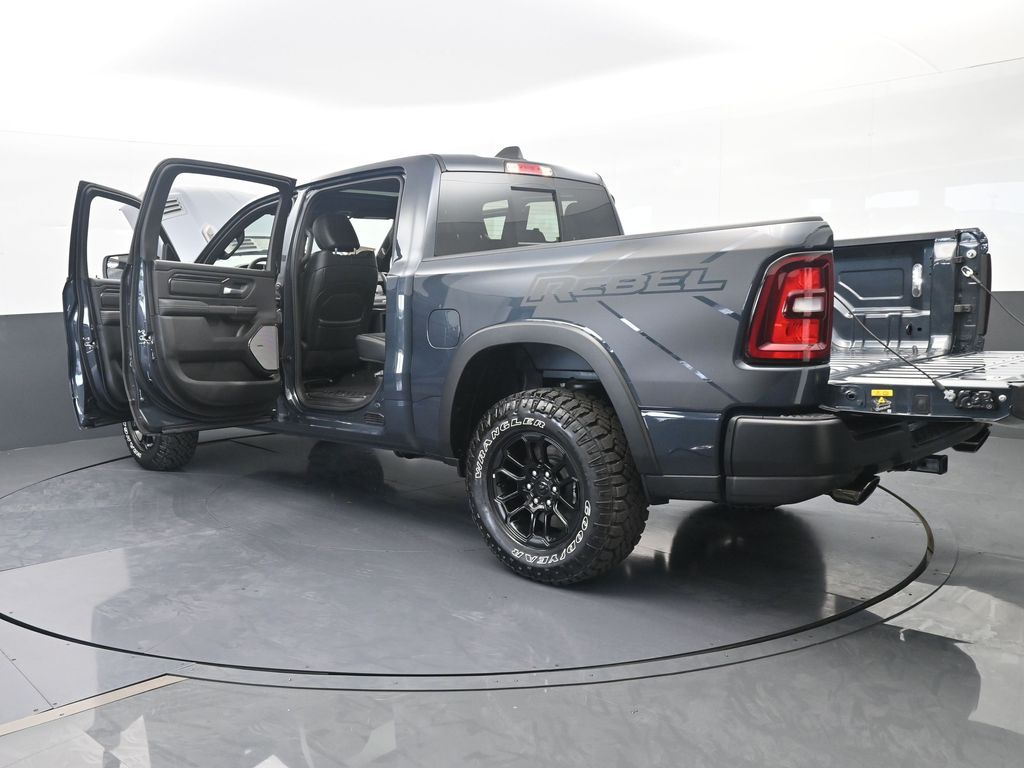 صورة مصغرة 75 لـ 2026 RAM 1500 REBEL
