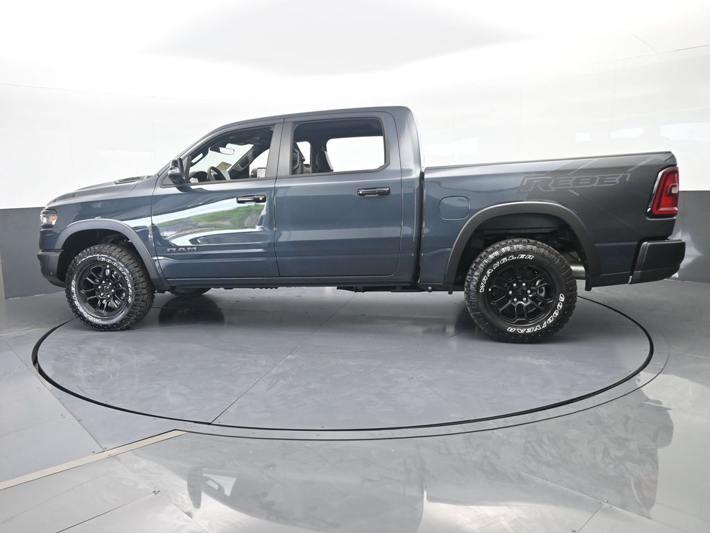 2026 RAM 1500 REBEL 照片 3