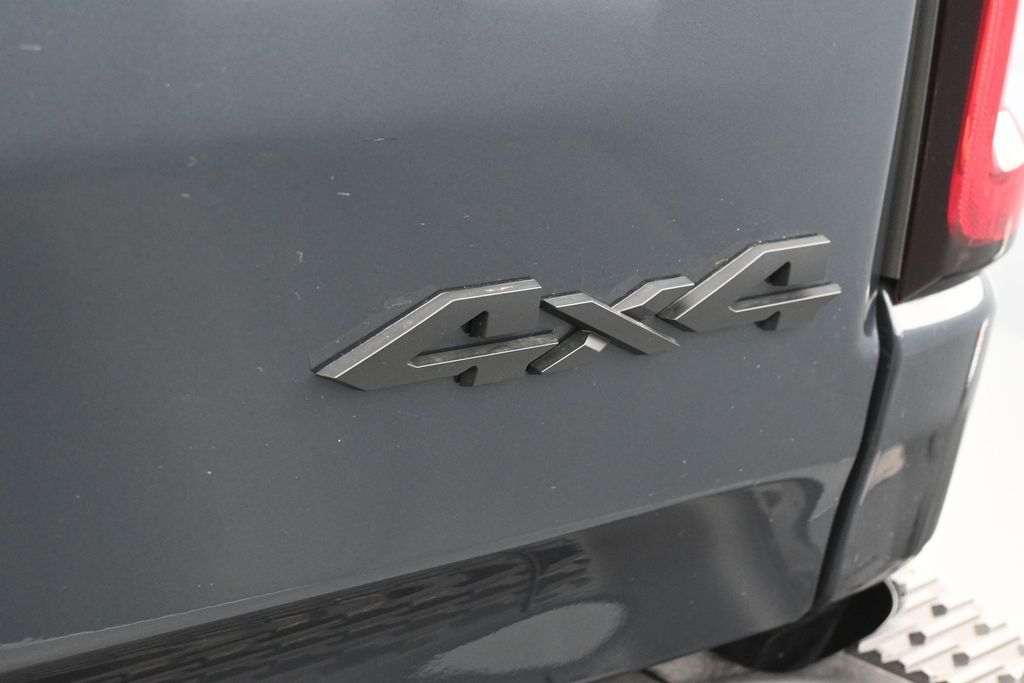 صورة مصغرة 34 لـ 2026 RAM 1500 REBEL