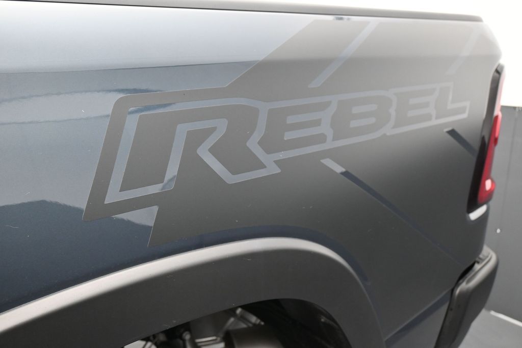 صورة مصغرة 32 لـ 2026 RAM 1500 REBEL