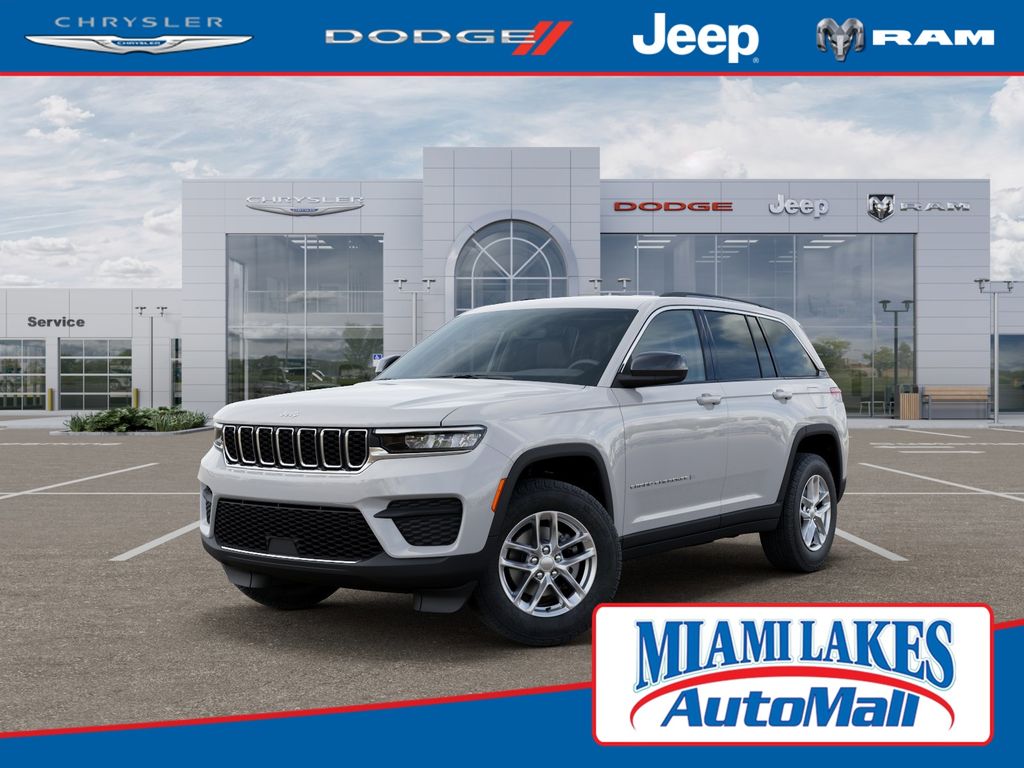 New 2026 Jeep Grand Cherokee Laredo