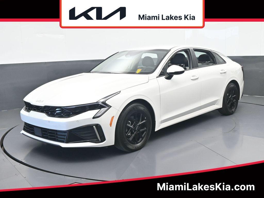 New 2025 Kia K5 LXS