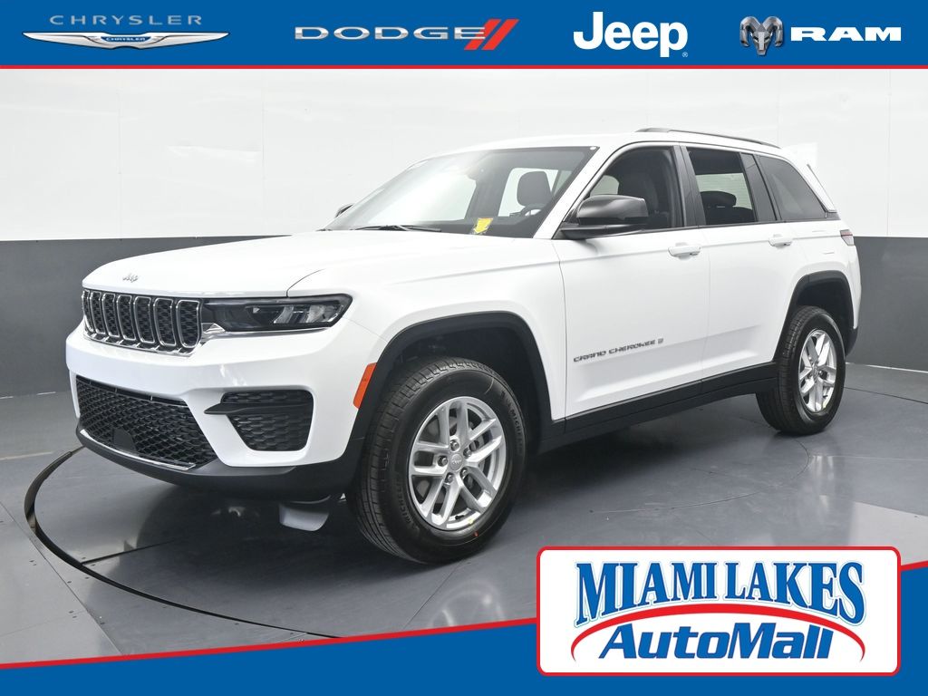 New 2025 Jeep Grand Cherokee Laredo