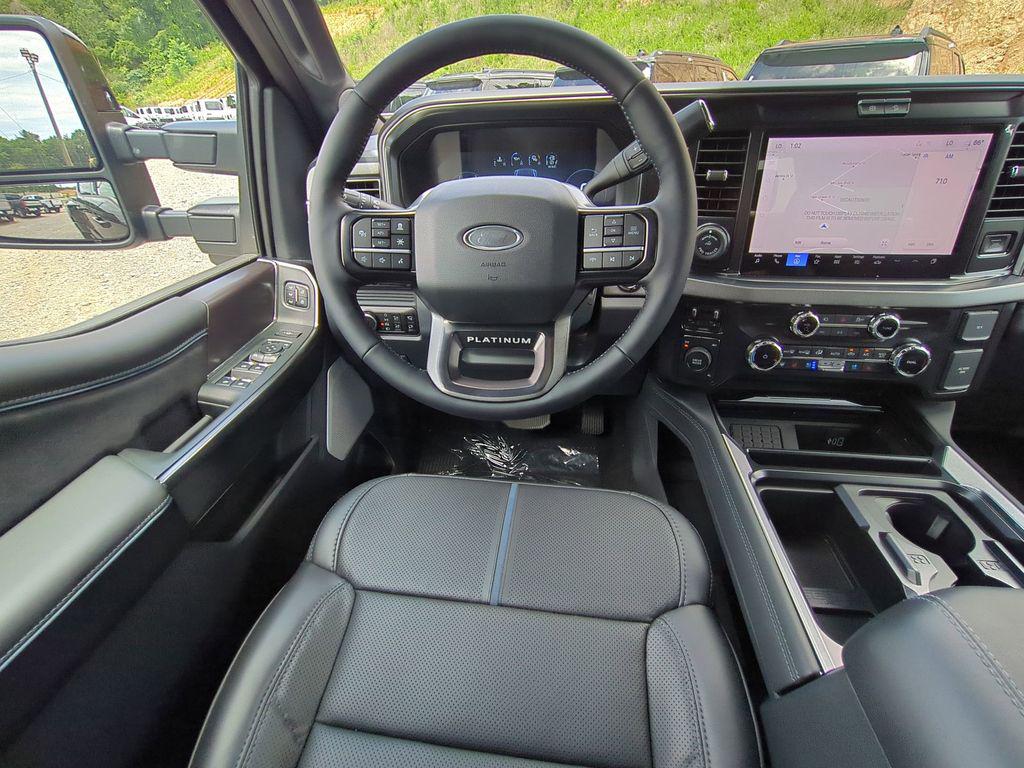 2026 FORD F-450 PLATINUM 缩略图 17