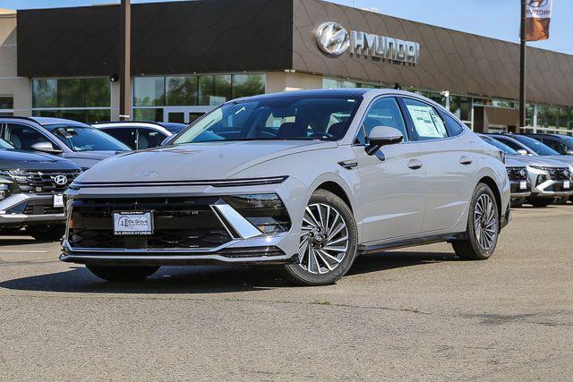 New 2026 Hyundai SONATA Hybrid SEL