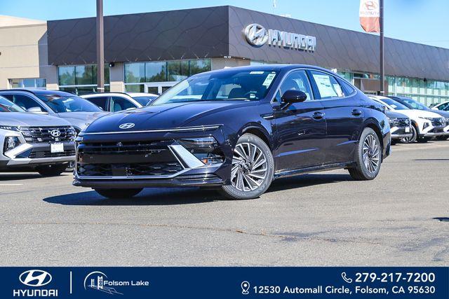 New 2026 Hyundai SONATA Hybrid Limited