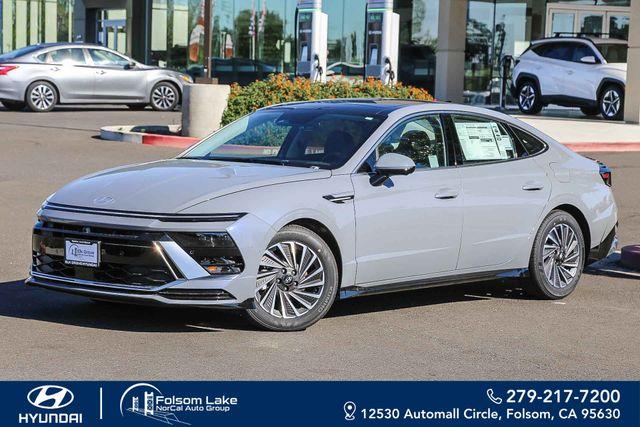New 2026 Hyundai SONATA Hybrid Limited
