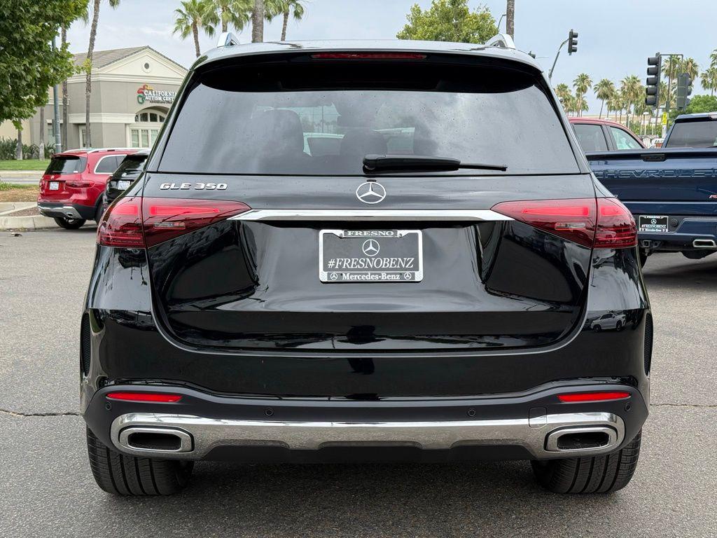 2026 Mercedes-BENZ GLE — миниатюра 14