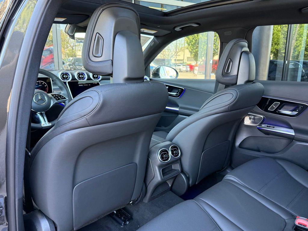 صورة مصغرة 25 لـ 2026 Mercedes-BENZ GLC