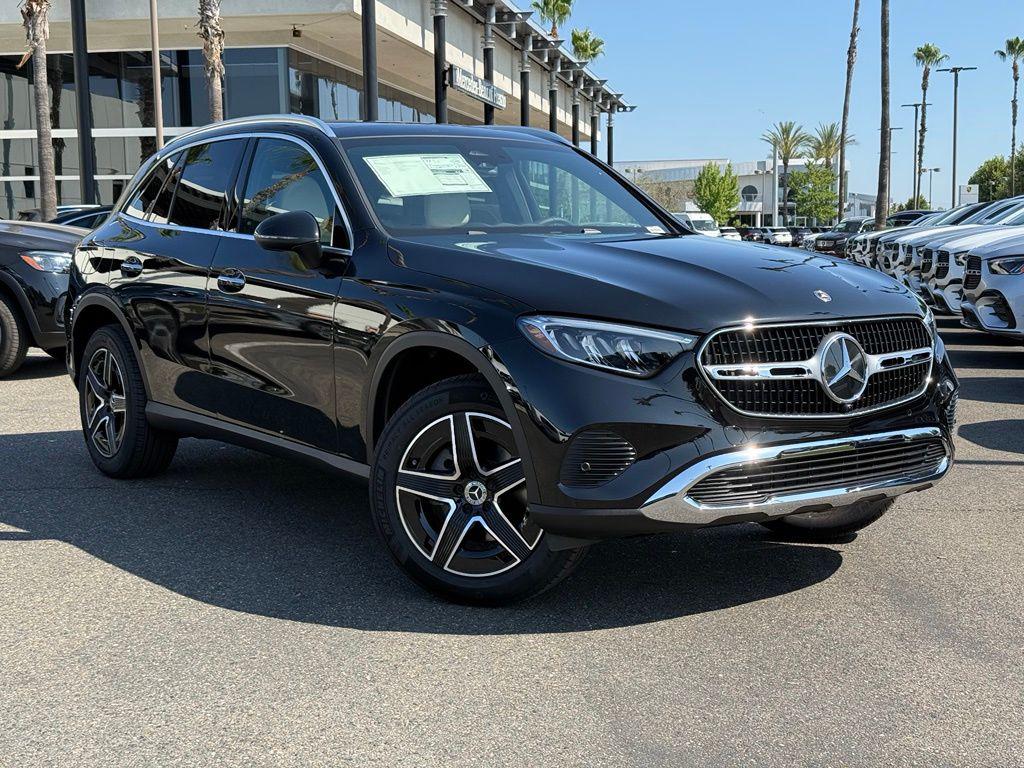New 2026 Mercedes-Benz GLC 300 Base
