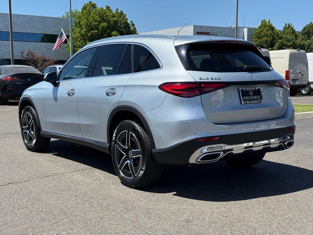 صورة 8 لـ 2026 Mercedes-BENZ GLC