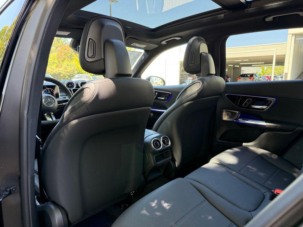 2027 Mercedes-BENZ GLC 缩略图 25