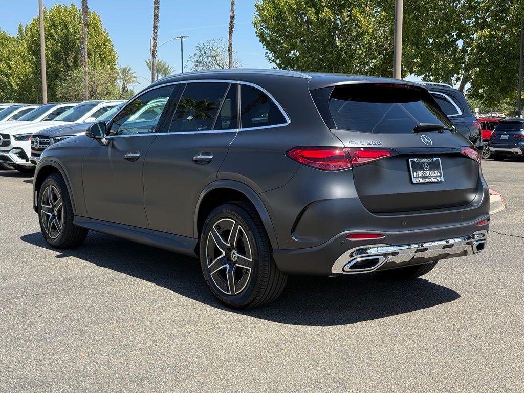 2027 Mercedes-BENZ GLC 缩略图 9