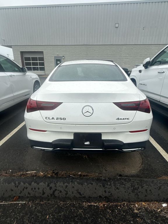 صورة 9 لـ 2025 Mercedes-BENZ CLA