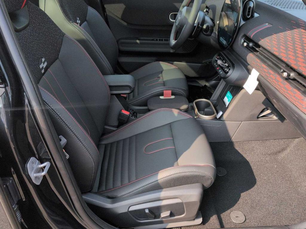 صورة مصغرة 24 لـ 2026 MINI HARDTOP COOPER S