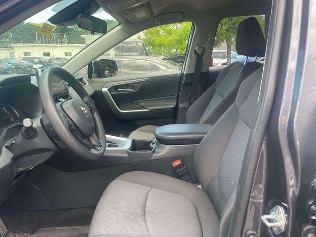 صورة مصغرة 17 لـ 2024 Toyota RAV4 XLE