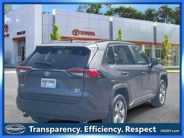 TOYOTA RAV4 - 5