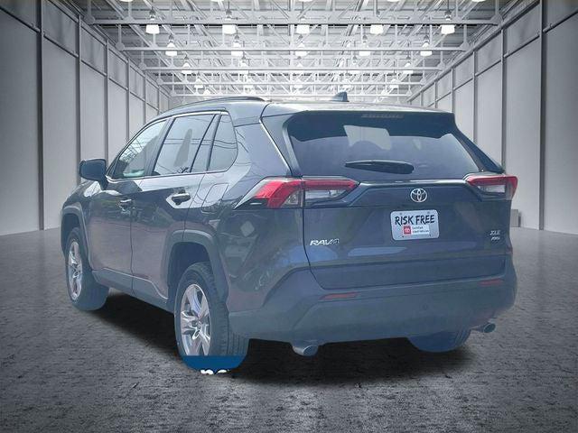 صورة 9 لـ 2025 Toyota RAV4 XLE