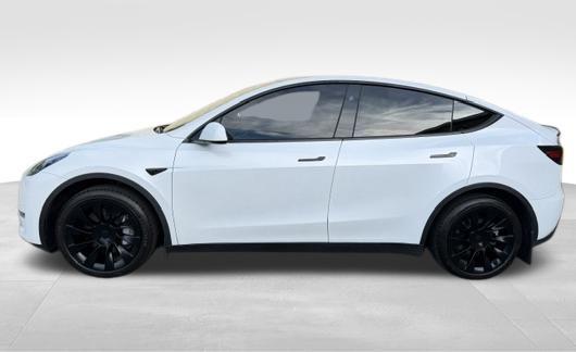 TESLA MODEL Y LONG RANGE DUAL MOTOR ALL-WHEEL DRIVE - 10