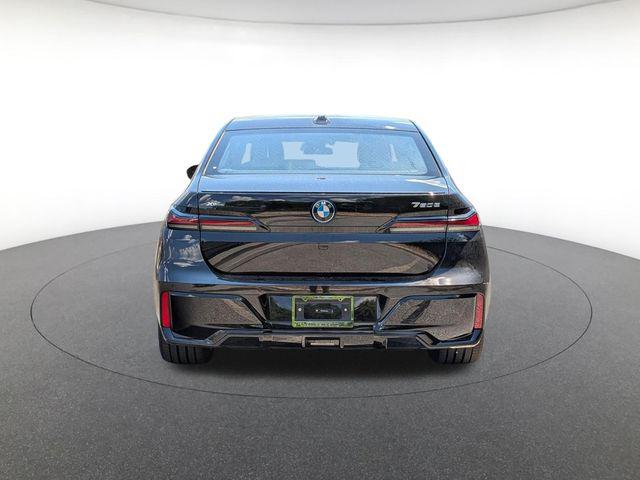 صورة 6 لـ 2026 BMW 750E I XDRIVE