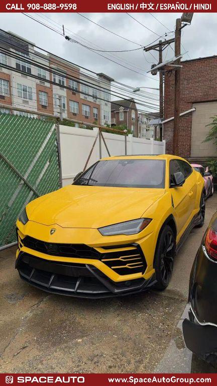 2020 Lamborghini Urus