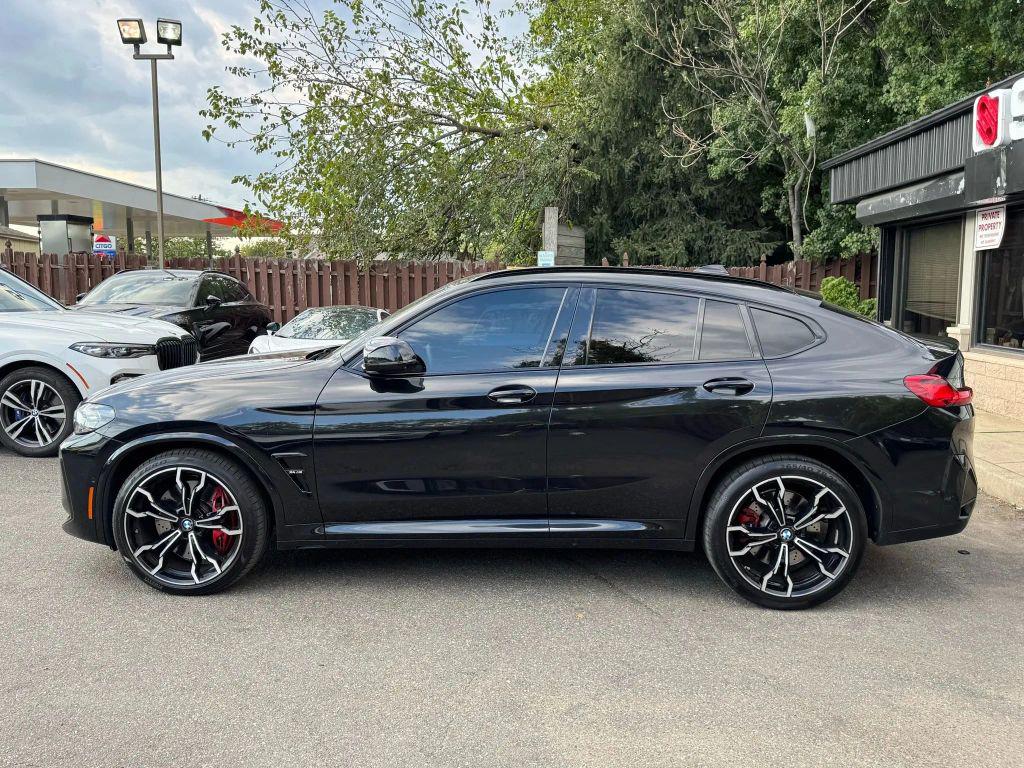 صورة 8 لـ 2022 BMW X4 M AWD