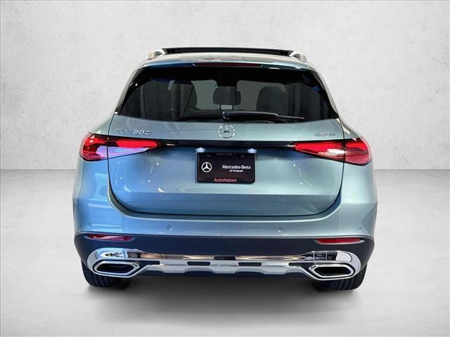 2026 Mercedes-BENZ GLC photo 6