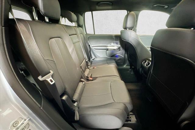 2026 Mercedes-BENZ GLB — миниатюра 25
