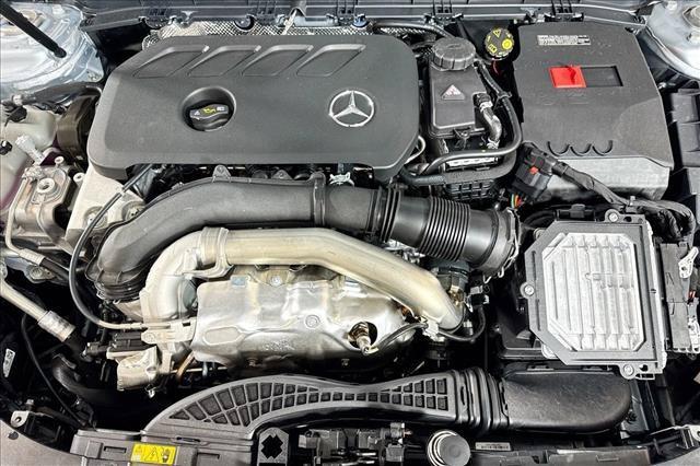 2026 Mercedes-BENZ GLB thumbnail 28